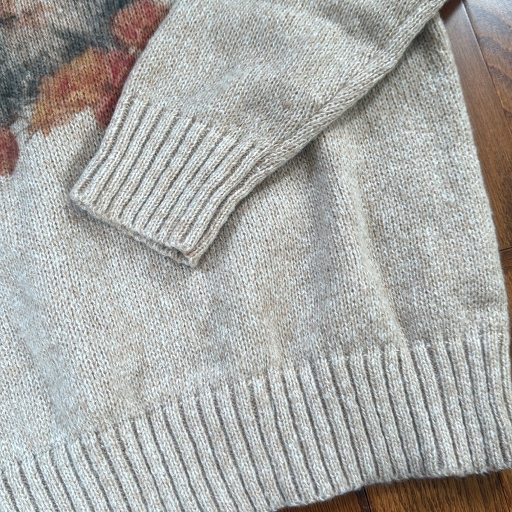 Fall Squirrel Graphic Sweater Cozy Crewneck Autumn Thanksgiving Pullover - Picture 10 of 13